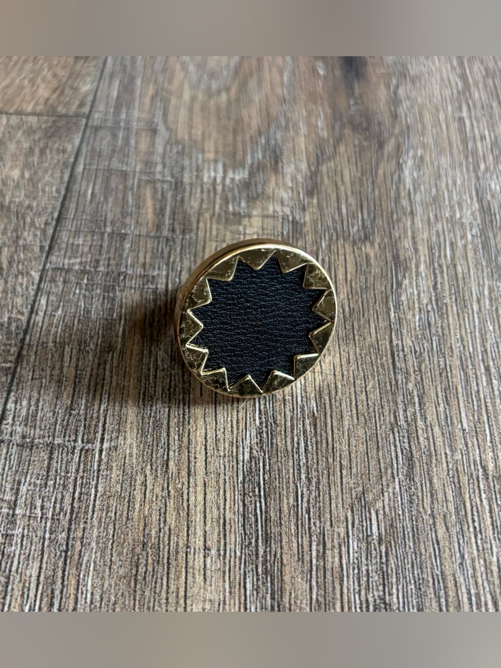 House of Harlow 1960 women’s adjustable black and gold sunburst cocktail ring